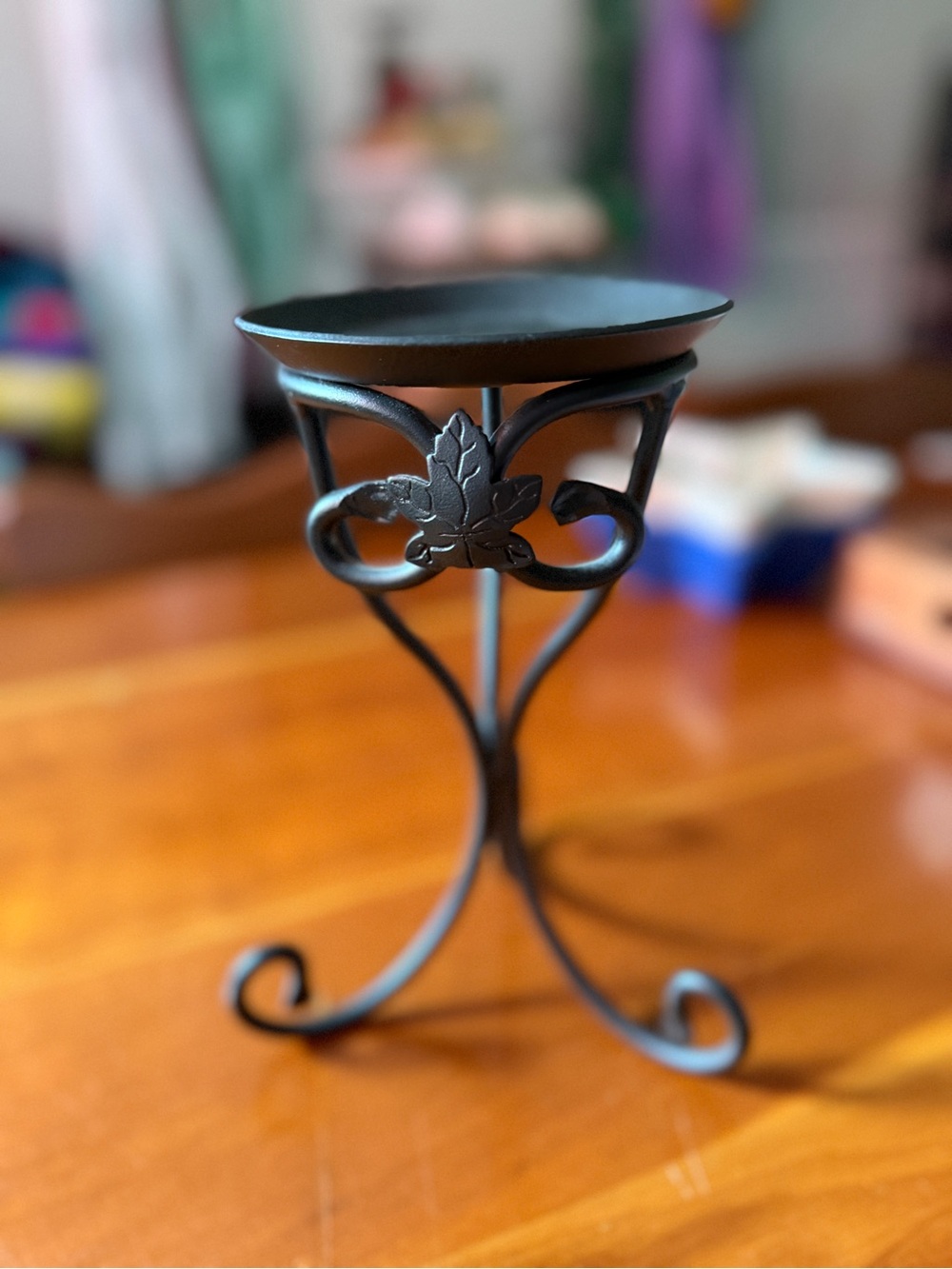 Longaberger 8”Black Metal Leaf Candle Pedestal